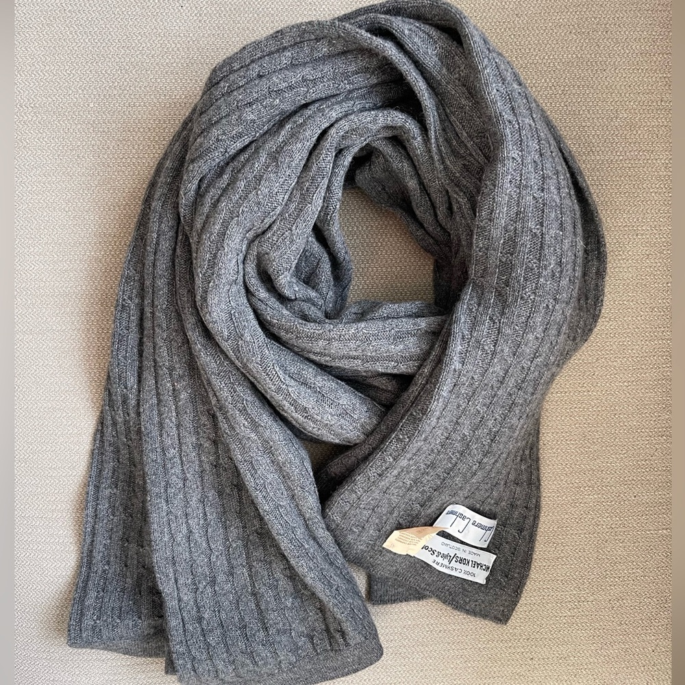 Oversized Vintage Michael Kors/Lyle & Scott 100% Cashmere Scarf